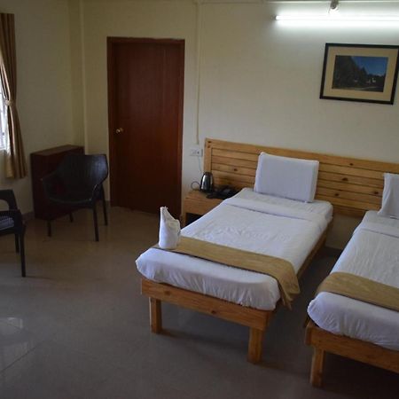 Hotel Travellers INN Shillong Eksteriør bilde