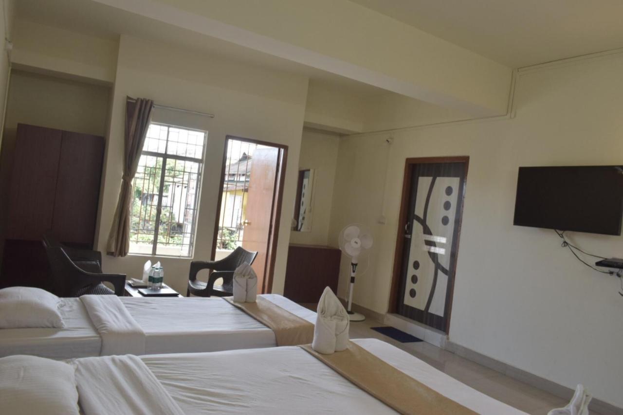 Hotel Travellers INN Shillong Eksteriør bilde
