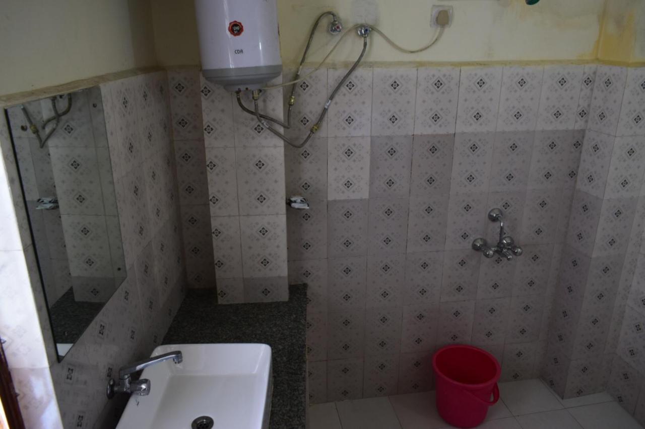 Hotel Travellers INN Shillong Eksteriør bilde